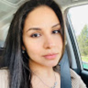 Meet your Posher, Lizzette